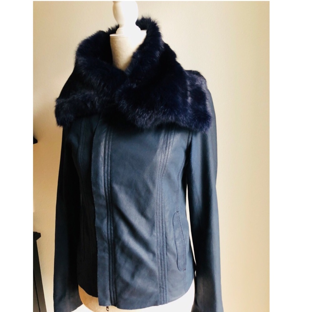Leather Jacket With Fur